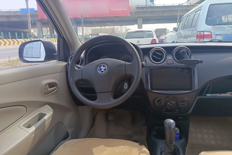 Used Venucia R30 2014 1.2L Manual Enjoyment Edition
