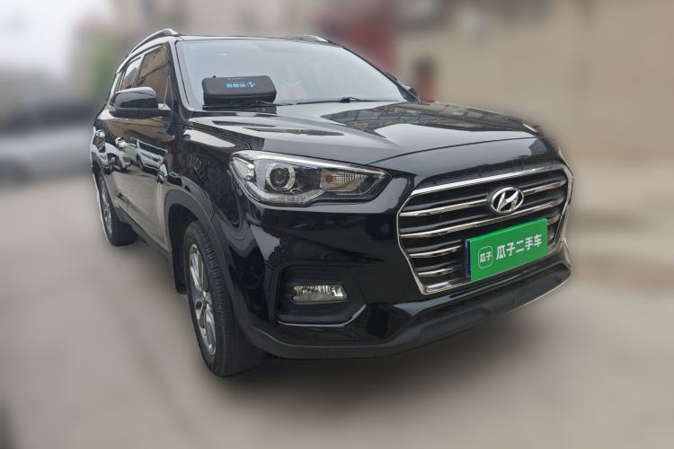Used Hyundai ix35 2019 2.0L Automatic 2WD Zhiyong·Changxiang Edition China V Standard Front Right 45 Deg