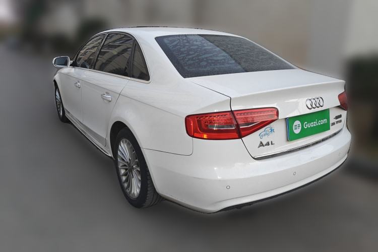 Used Audi A4L 2016 35 TFSI Collector's Edition Automatic Standard Model
