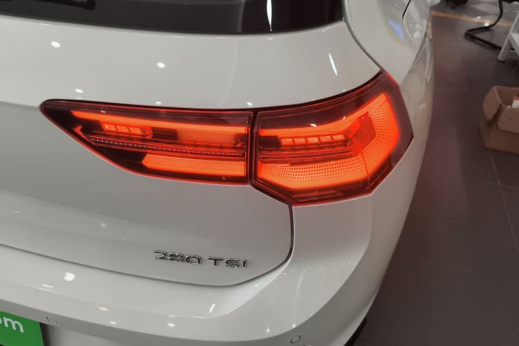 Used Volkswagen Golf 2023 280TSI DSG R-Line Lite Exterior 3