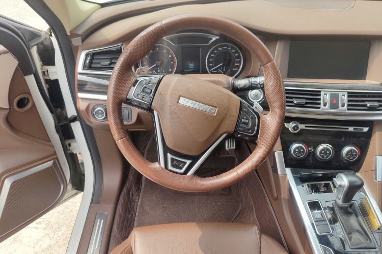 Used Haval H7 2017 Red-Label H7 2.0T Automatic Luxury Model
