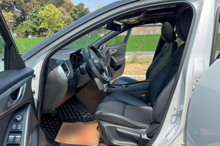 Used Mazda CX-4 2018 2.0L Automatic Two-Wheel Drive Blue Sky Exploration Version China V Standard
