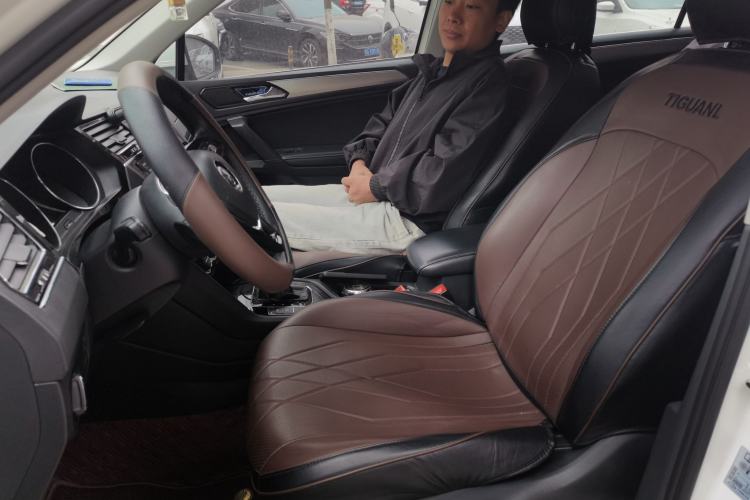 Used Volkswagen Tiguan L 2018 330TSI Automatic Two-Wheel Drive Luxury Edition