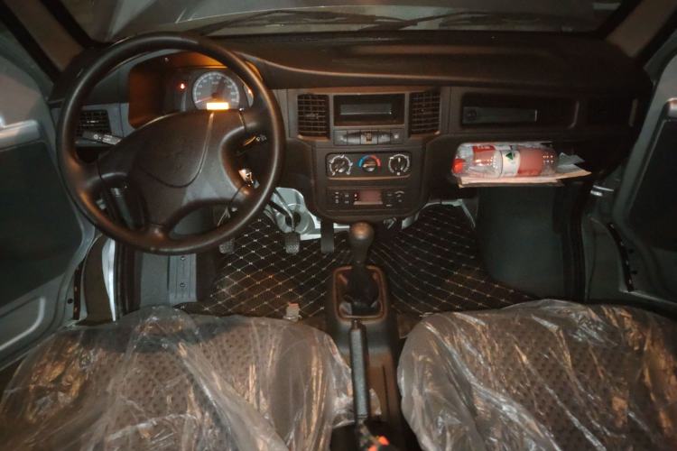 Used Wuling Zhiguang 2023 1.5L Practical Version 5/7 Seats
