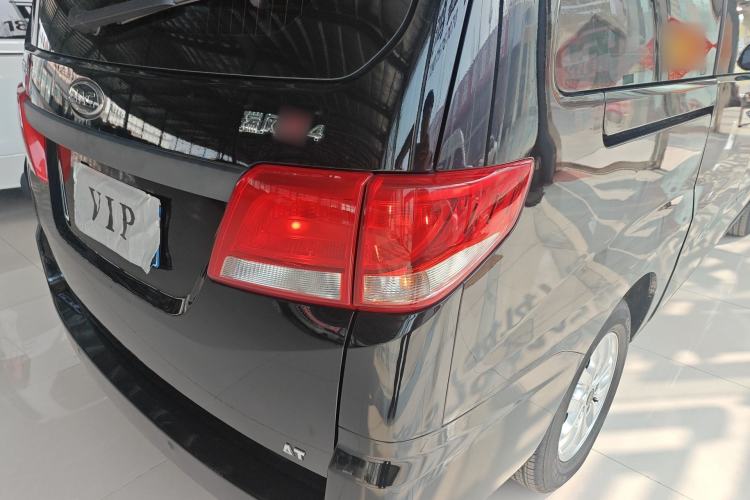 Used JAC Refine M4 2022 2.0 TGDI Automatic Business Edition
