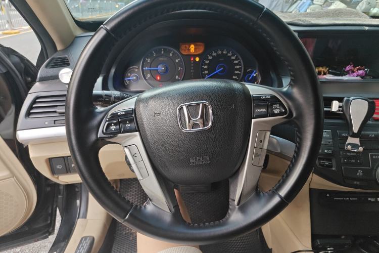 Used Honda Crosstour 2012 2.4L Prestige Edition