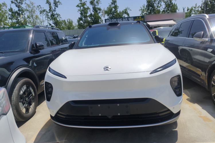 Used Nio ES8 2023 75 kWh Front