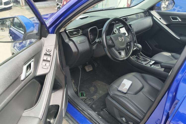 Used JMC Yusheng S330 2016 1.5L GTDi Automatic Two-Wheel Drive Fashion Edition Driver Seat