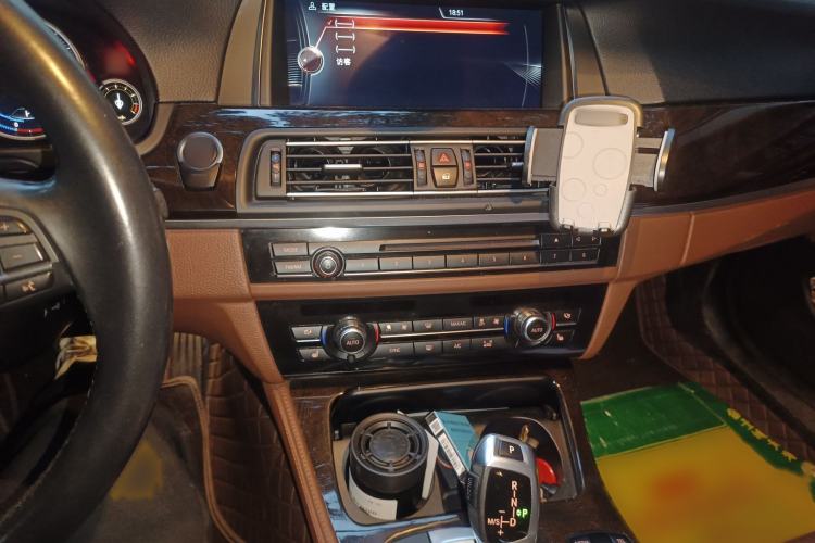 Used BMW 5 Series 2017 528Li Leading Model
