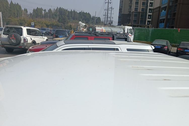 Used Dongfeng Ruichi 7 2022 2.3T Manual 4x4 Diesel Standard Version with Long Cargo Bed and Flatbed M9T