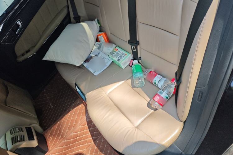 Used Mercedes-Benz E-Class 2010 E 300 L Fashion Model