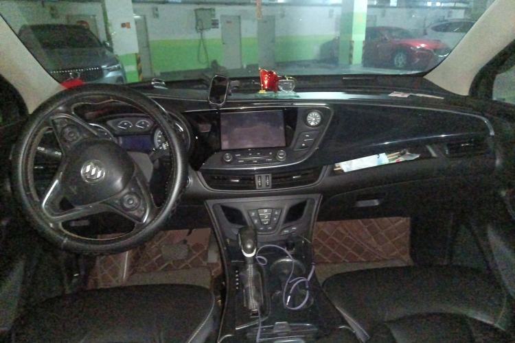 Used Buick Envision 2015 20T Two-Wheel-Drive Elite Model Center Console