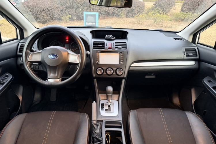 Used Subaru XV 2014 2.0i Comfort Edition
