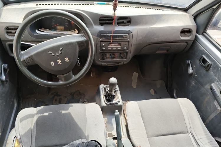 Used Wuling Zhiguang 2010 1.0L New Version Practical Short-Body L2Y