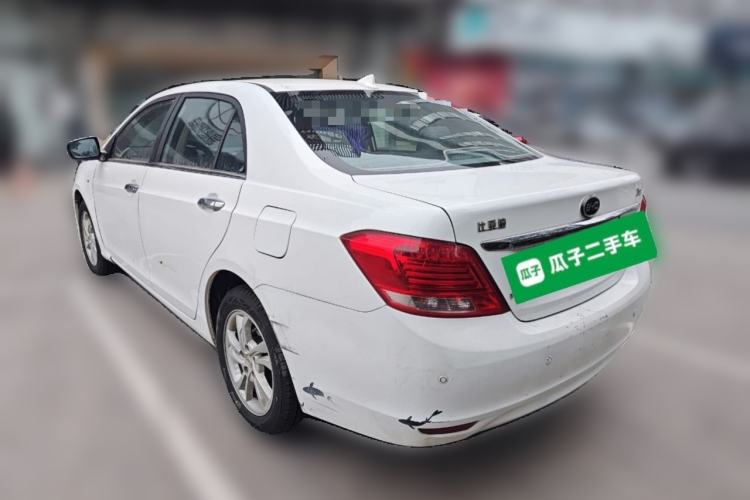 Used BYD Surui 2014 1.5L Manual Luxury Model
