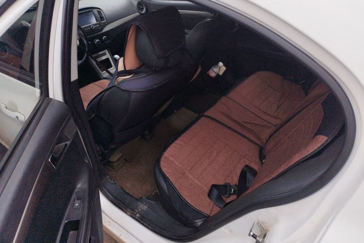 Used Roewe 350 2014 1.5L Manual Swift Edition