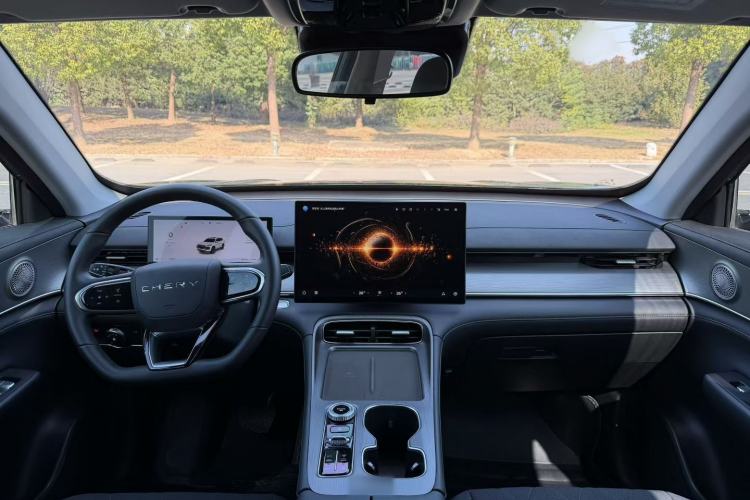 Used Chery Tiggo 8 PLUS 2025 290TGDI DCT Luxury 5-Seater