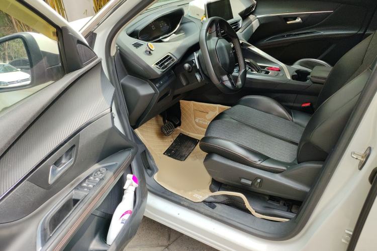 Used Peugeot 5008 2019 380THP 5-Seater Elite Edition Interior 3