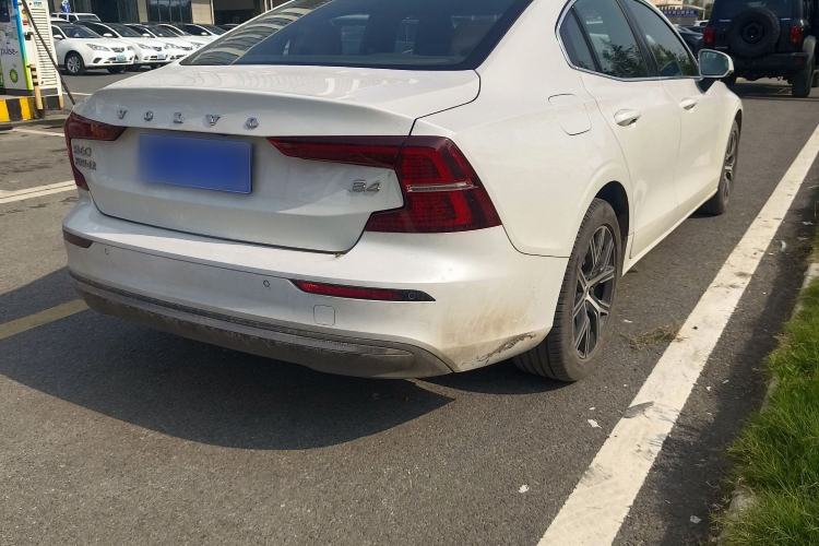 Used Volvo S60 2025 B4 Zhiyi Luxury Edition