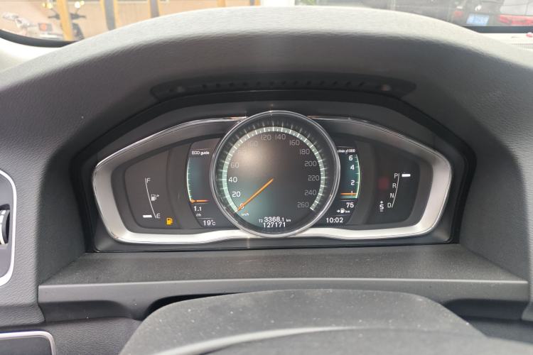 Used Volvo S60 2018 S60L T4 Smart & Ambitious Edition Instrument Cluster