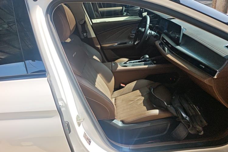 Used Chery Arrizo 8 2023 High-Performance Edition 2.0T DCT Powerfully Equipped