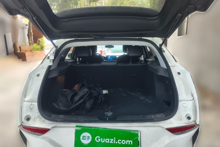 Used Buick Velite 6 2023 Revised Version 430 km Range – Commuter Edition Trunk