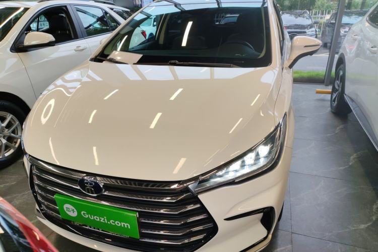 Used BYD Song MAX 2021 Upgraded Model 1.5T Automatic Prestige 6-Seater Front