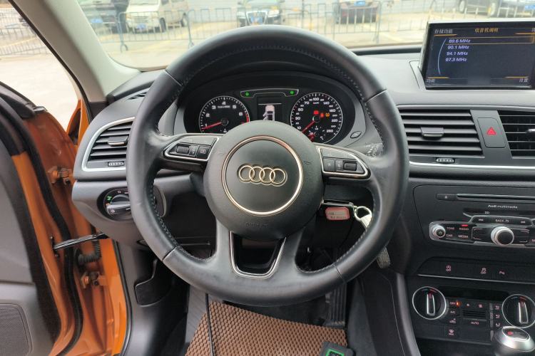 Used Audi Q3 2017 35 TFSI Fashion Model
