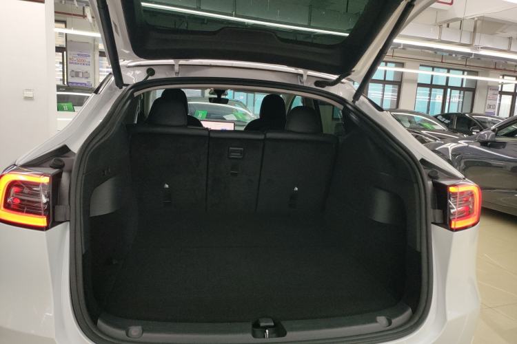 Used Tesla Model Y 2022 Rear-Wheel-Drive Version