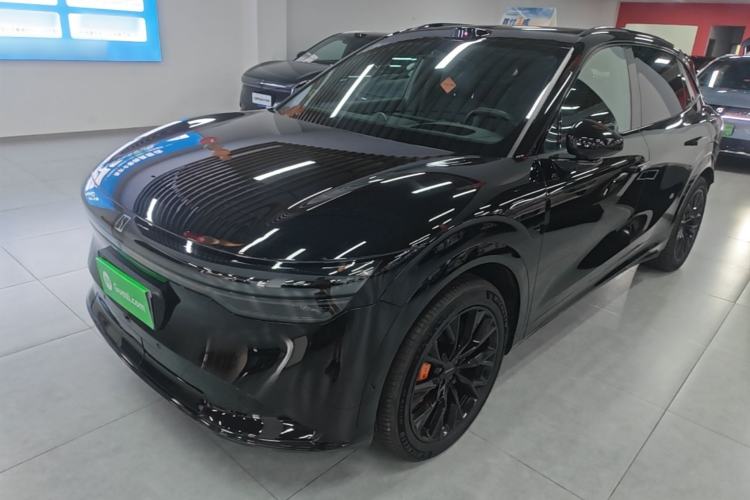Used Zeekr 7X 2025 100 kWh Long-Range Rear-Wheel Drive with Intelligent Driving Features