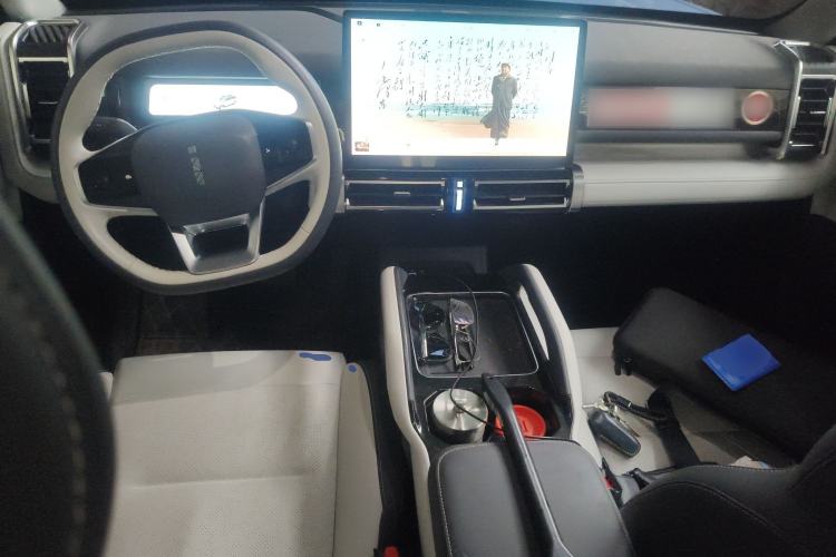 Used iCAR 03 2024 501km Two-Wheel Drive Long-Range Version Center Console