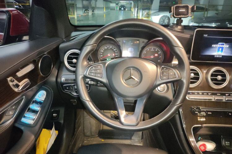 Used Mercedes-Benz GLC 2019 GLC 260 L 4MATIC Dynamic Model