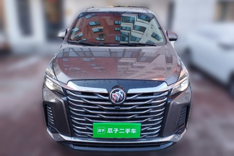 Used Buick GL8 2023 Facelifted Land Cruiser Executive Luxury Version
