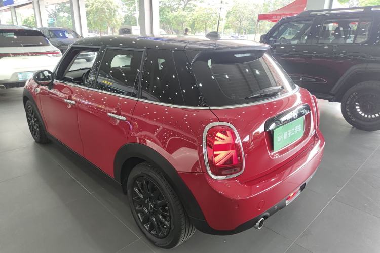 Used MINI MINI 2021 1.5T COOPER Classic Edition Five-Door Version

