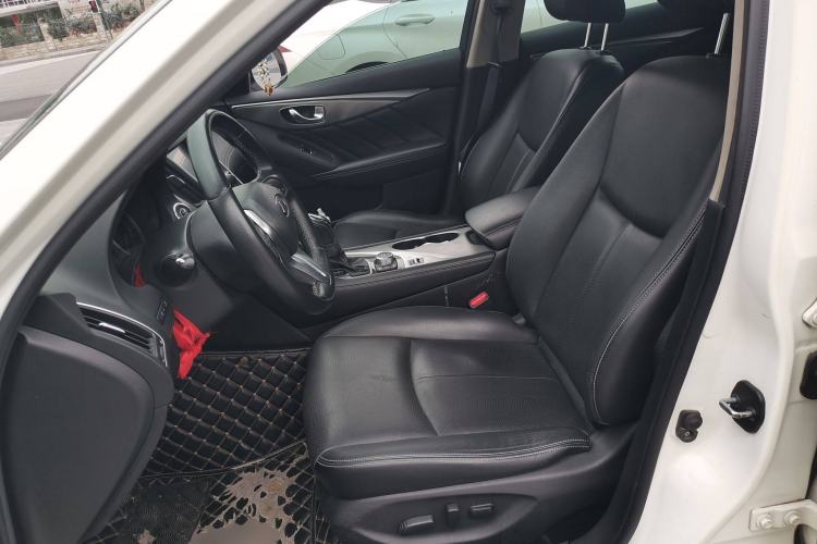 Used Infiniti Q50L 2018 2.0T Enjoyment Version China V Standard