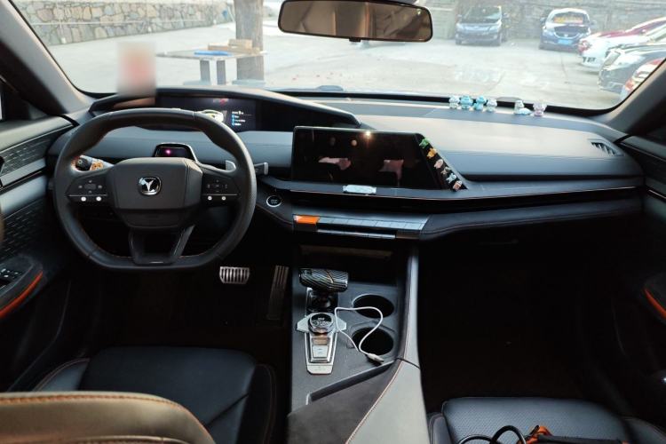 Used CHANGAN UNI-V 2022 1.5T Sport Edition