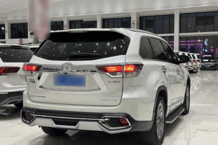 Used Toyota Highlander 2017 2.0T Four-Wheel Drive Luxury Edition 7 Seats