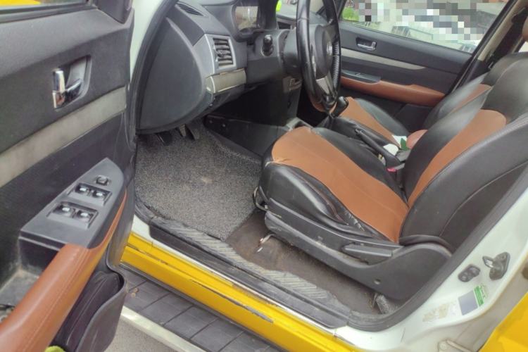 Used Zxauto Grandtiger 2016 Isuzu 2.8T Diesel Two-Wheel-Drive Elite Model Driver Seat