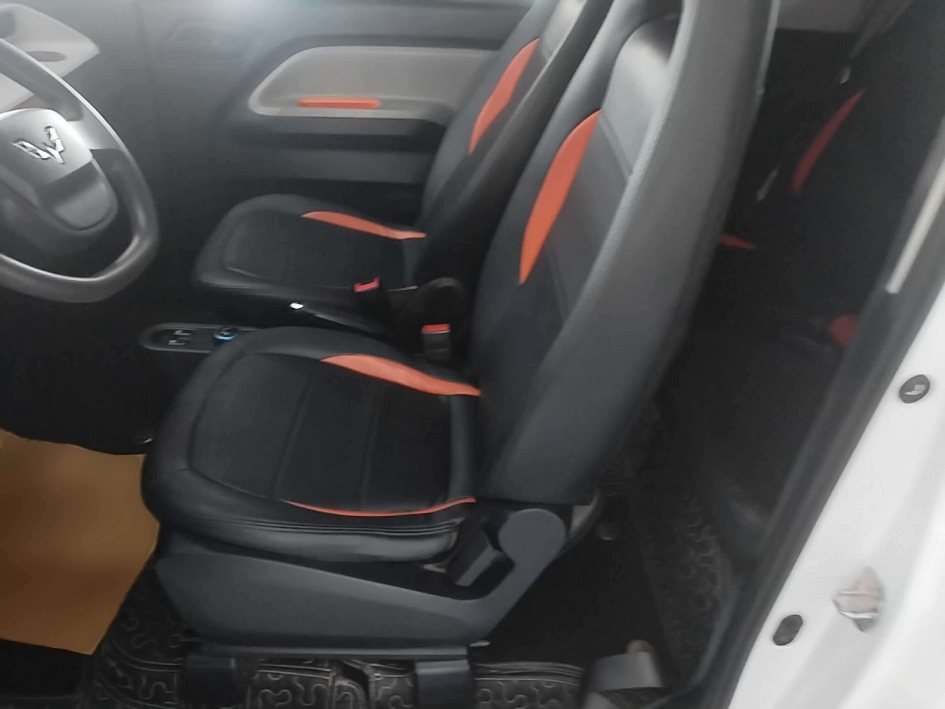 Vordere Reihe im Auto