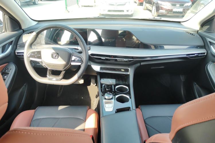 Used Changan Eado 2023 Changan Edition PLUS Blue Whale NE 1.4T GDI DCT Prestige Version
