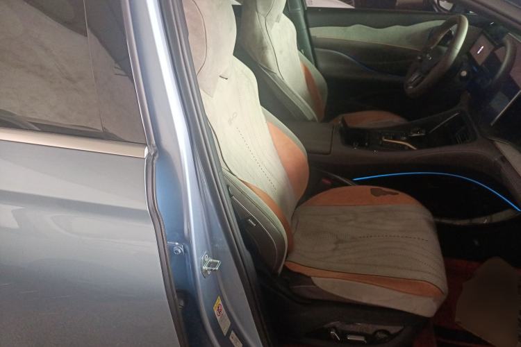 Used BYD Frigate 07 2023 DM-i 100KM Flagship Model Right Front Seat