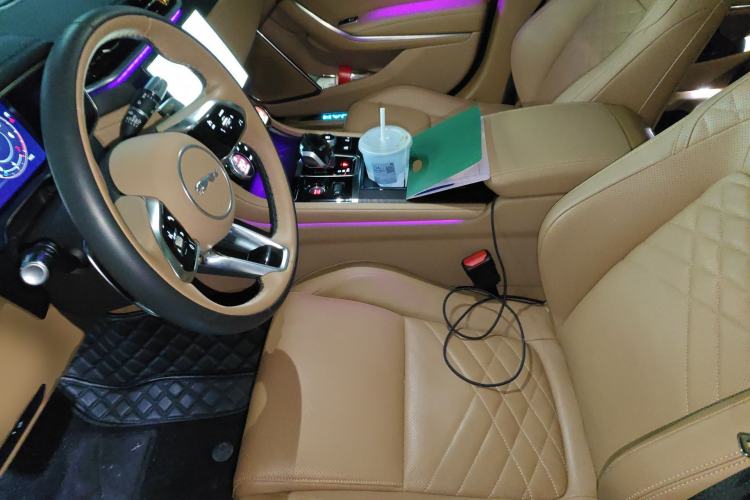 Used Jaguar XFL 2022 XFL 2.0T P250 Two-Wheel-Drive Prestige Luxury Edition Left Front Seat