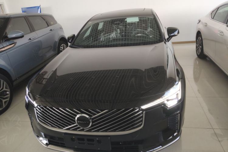 Used Volvo S90 2026 B5 Zhiyi Luxury Edition