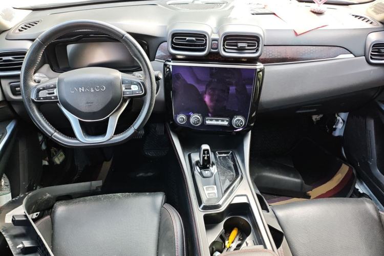 Used Lynk & Co 02 2019 1.5T DCT Two-Wheel Drive Pro Edition China VI Standard
