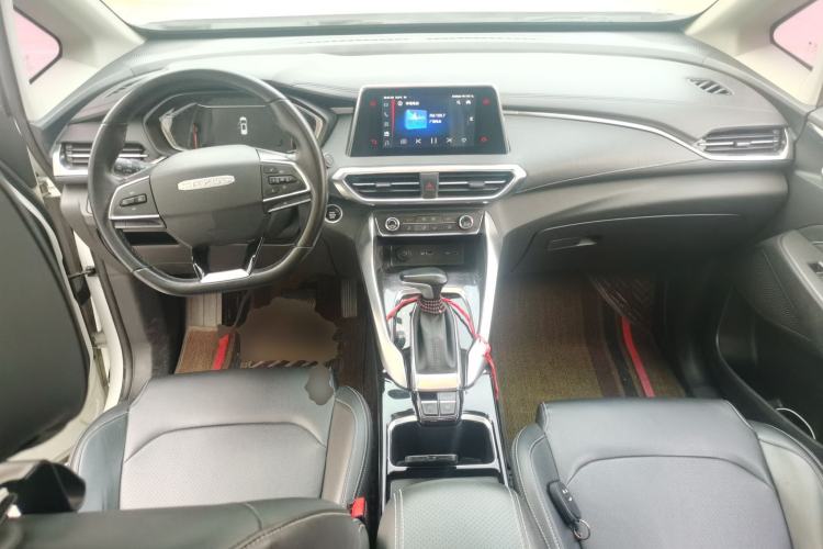 Used SAIC MAXUS G50 2019 1.5T Automatic Elite Edition China V Standard Center Console