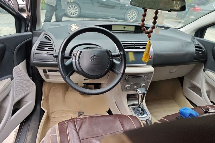 Used Citroen C-Quatre 2011 Sedan 1.6L Automatic Champion Edition Center Console