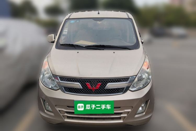 Used Wuling Rongguang V 2018 1.5L Standard Version

