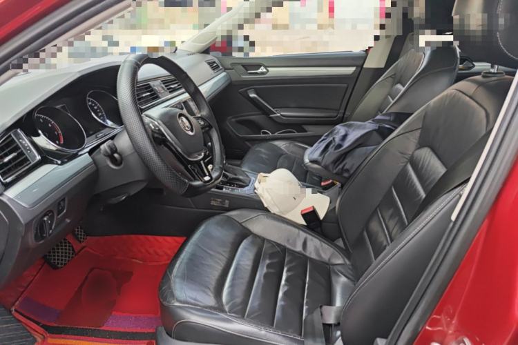 Used Volkswagen Lamando 2015 280TSI DSG Comfort Edition Left Front Seat