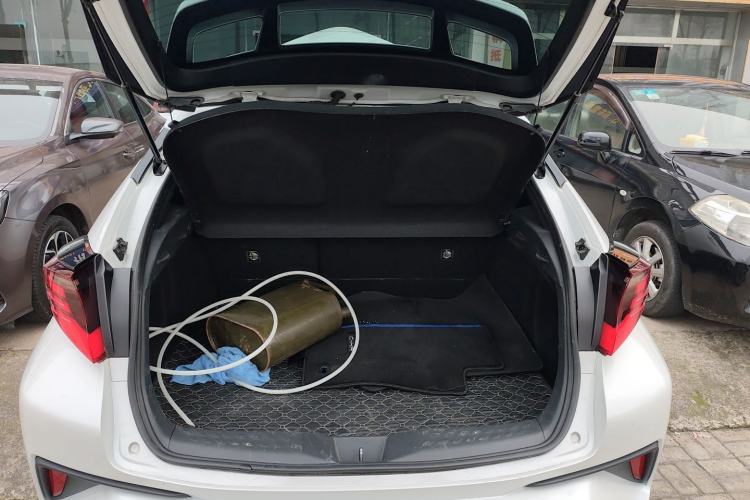 Used Toyota C-HR 2023 2.0L Luxury Edition