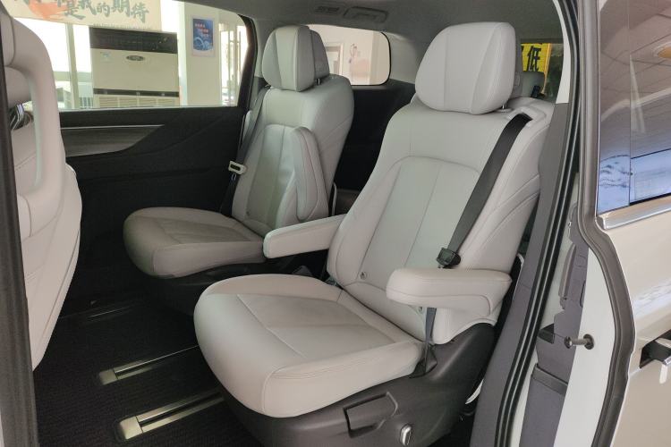 Used Buick GL8 2025 Lu Zun Smart Enjoyment Edition
